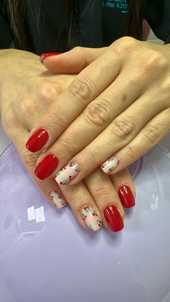 Unghie realizzate da Mebilly Beauty — foto 1