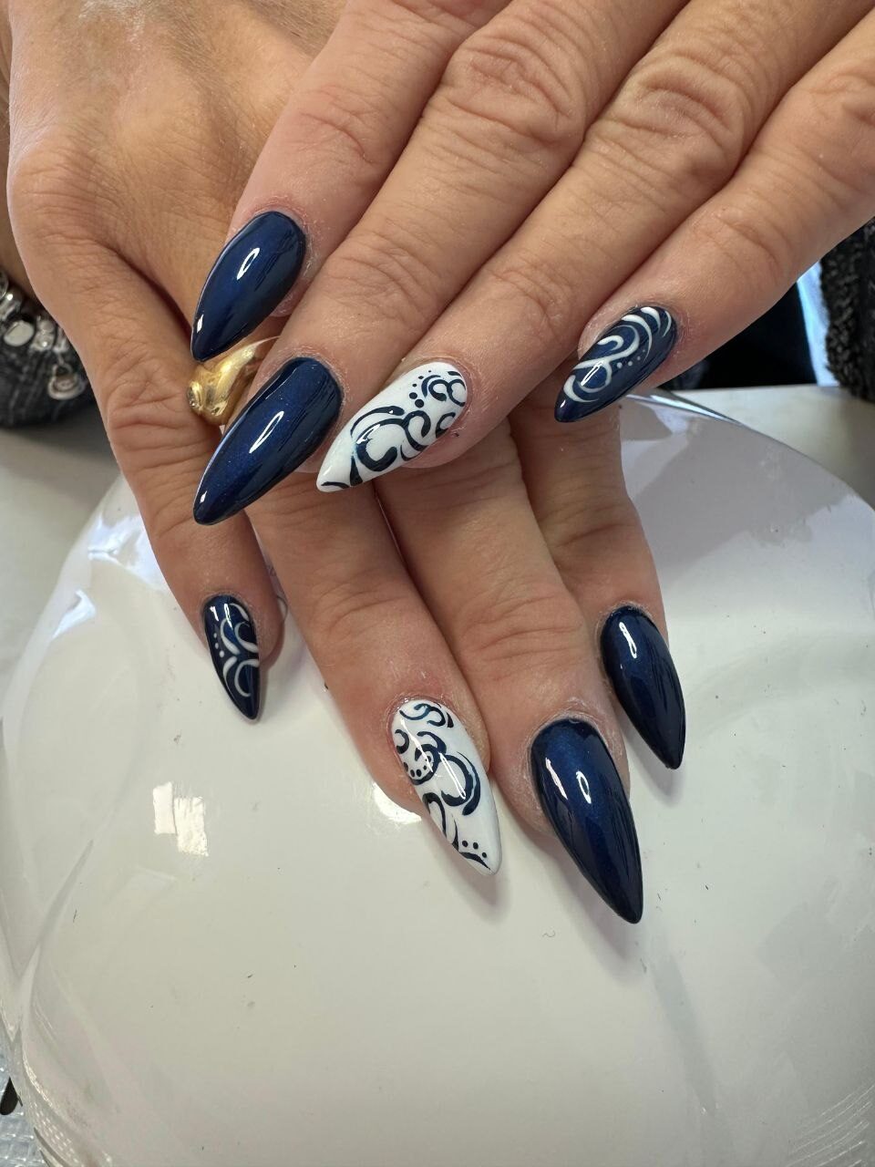 Unghie realizzate da Mebilly Beauty — foto 29